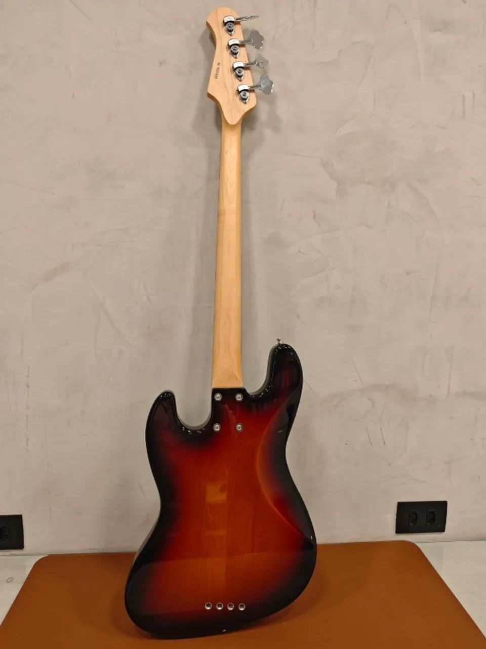 Lakland SK-460 Skyline Japan Series 2014 - Sunburst - Hipshot - Foto 4