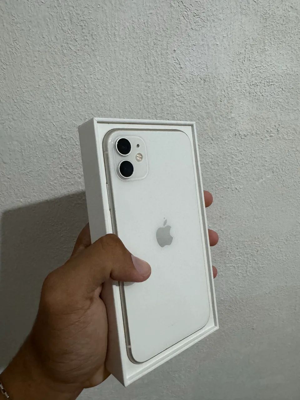 iPhone 11 128GB com nota e carregador turbo 