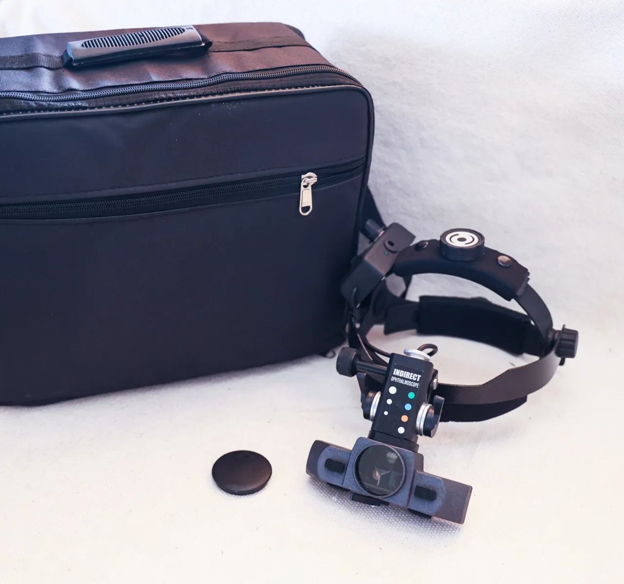 Oftalmoscópio binocular indireto 