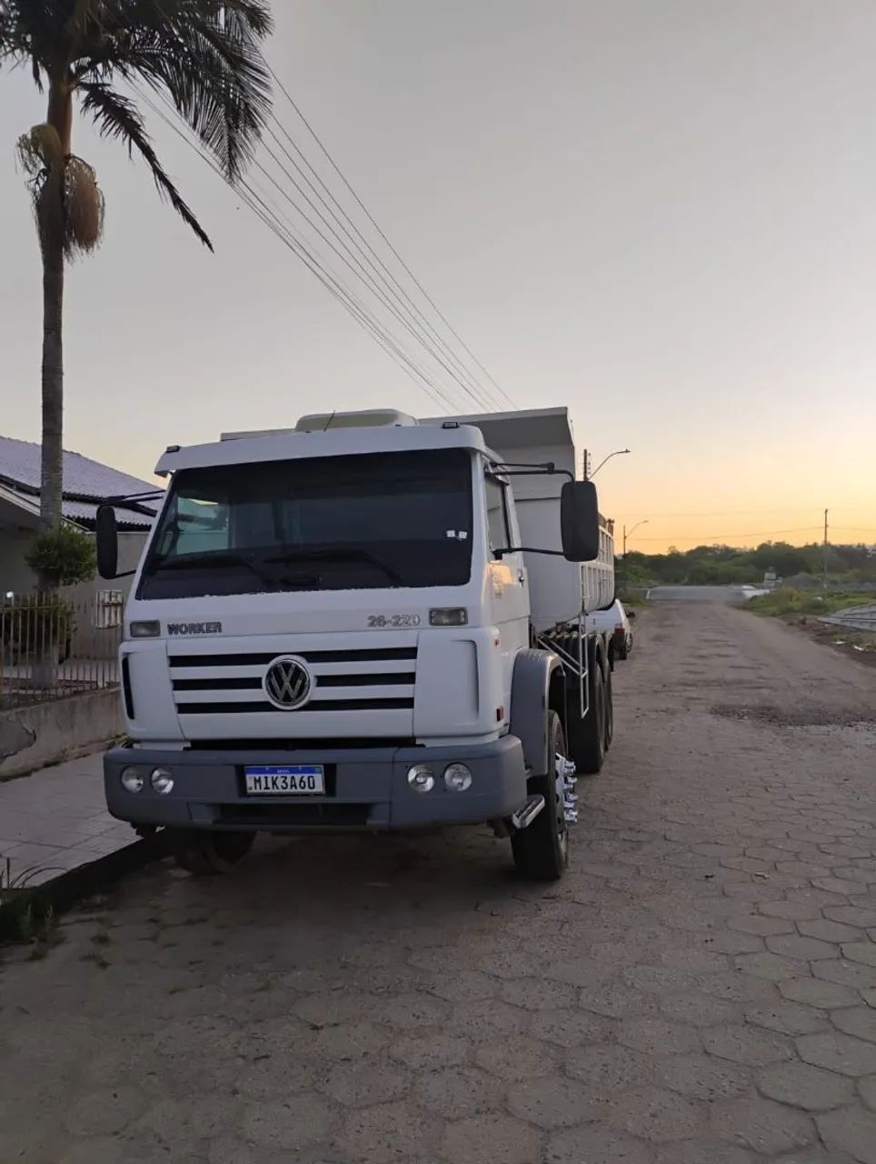 Vendo caminhão VW caçamba 