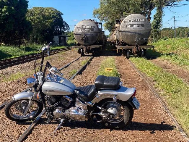 YAMAHA DRAG STAR XVS 650 - Foto 2