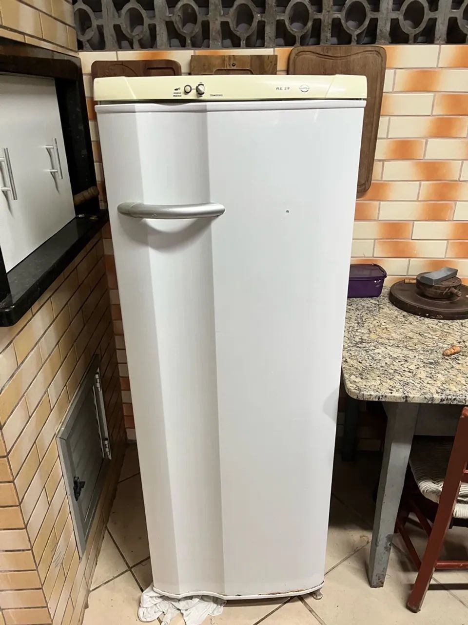 Vendo  geladeira eletrolux