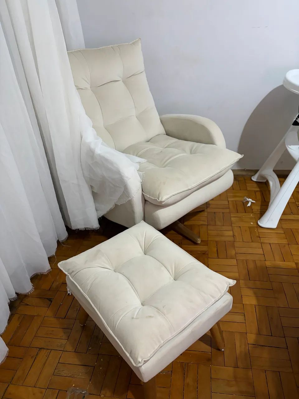 Poltrona de amamentação 