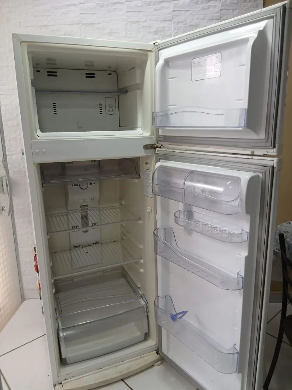 Geladeira Consul 320lts - Foto 4