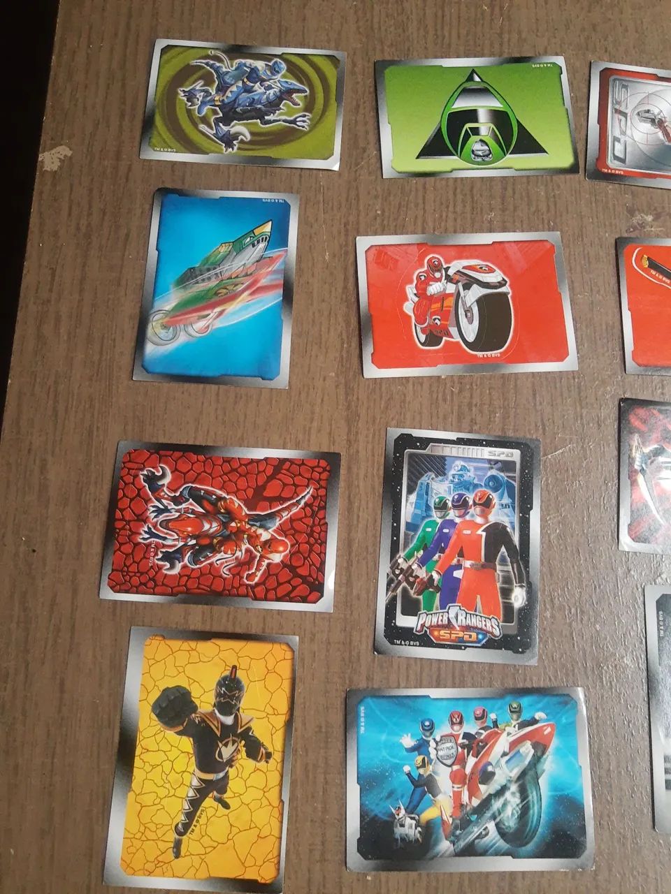 Figurinhas do Power Rangers colecionáveis  - Foto 3