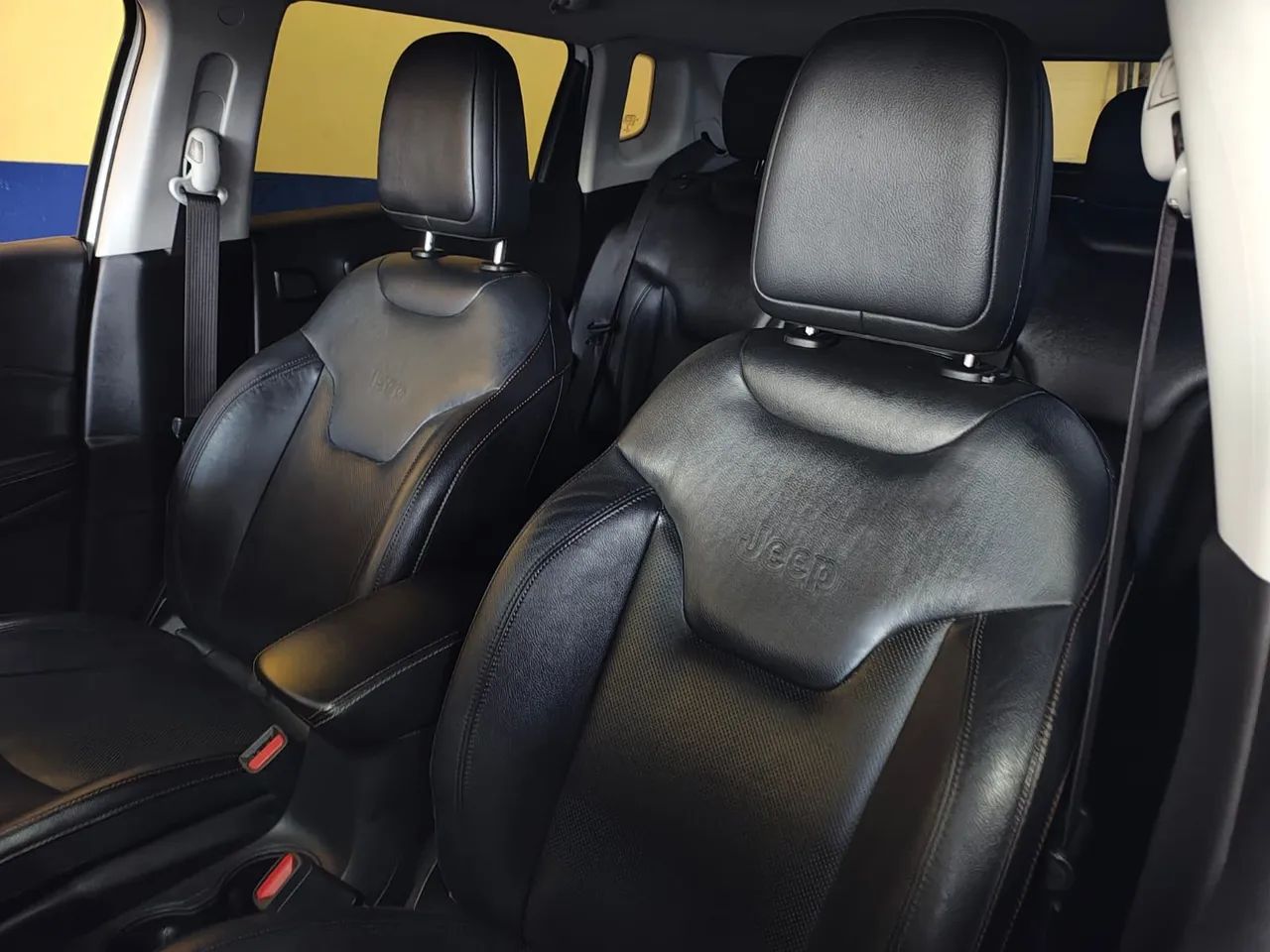 Jeep Compass Longitude 2.0 4X4 Dies. 16V Aut. 2020 - Foto 3