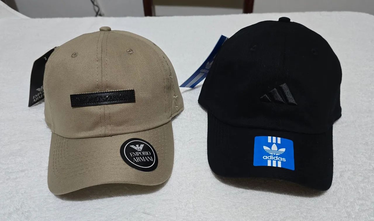 Bonés da Empório Armani e Adidas 