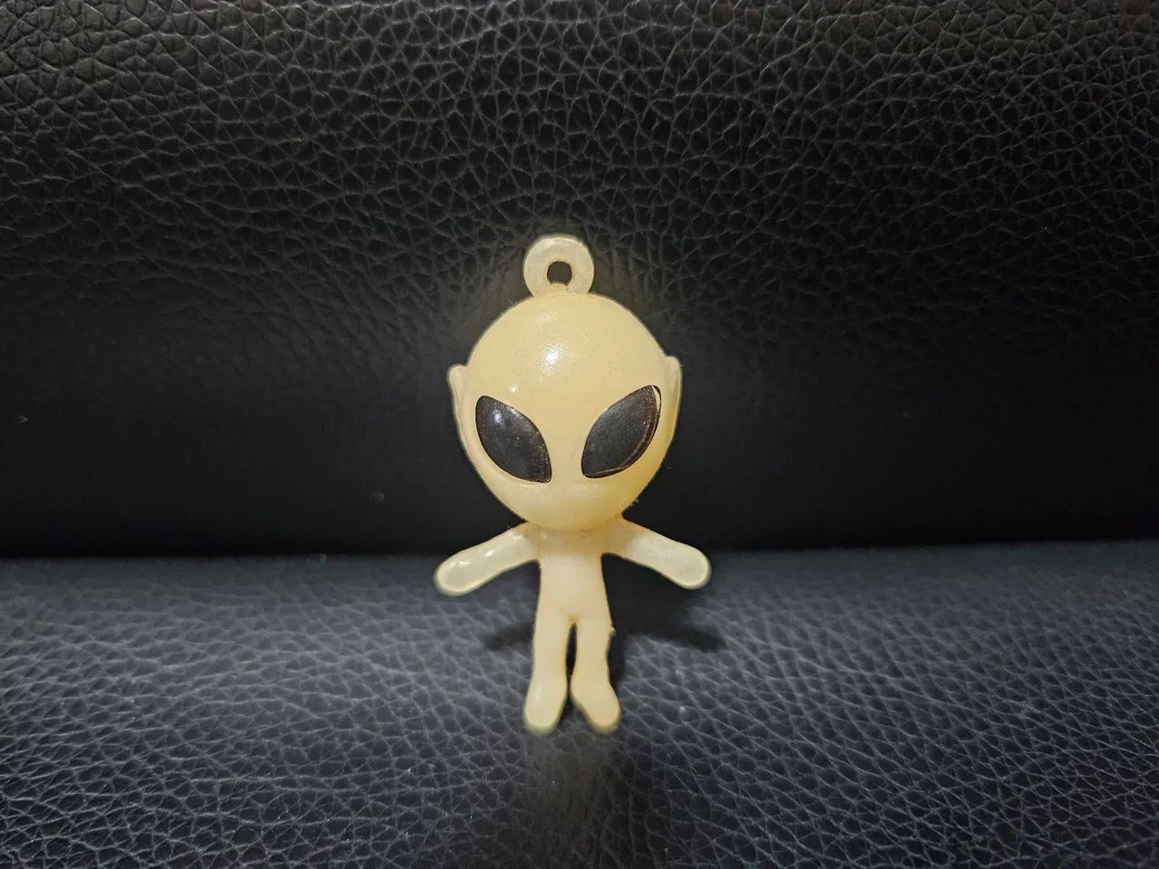 Pingente chaveiro Conexão Alien Elma Chips  - Foto 3