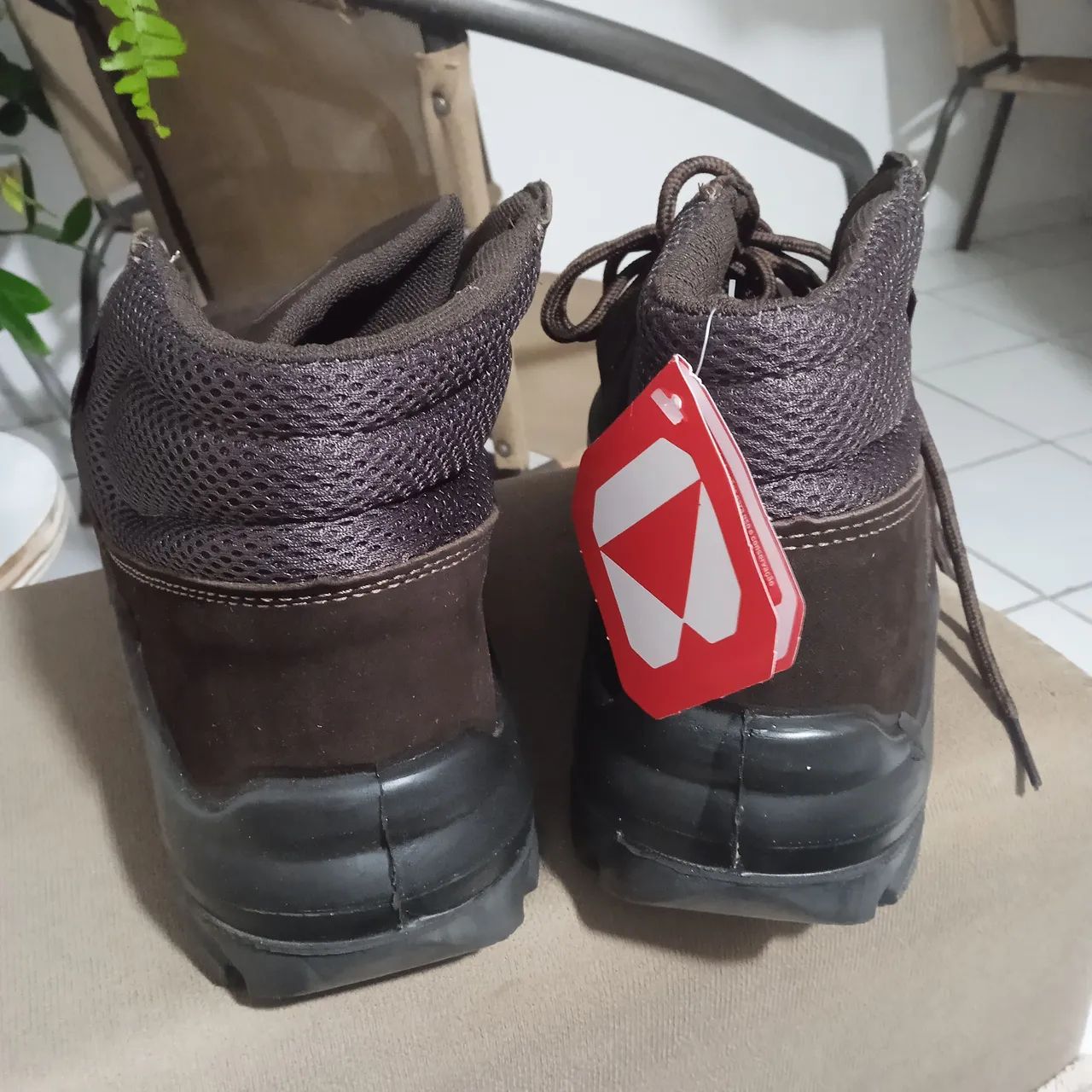 Bota Bracol Nobuck Marrom PU - N40 - Foto 2