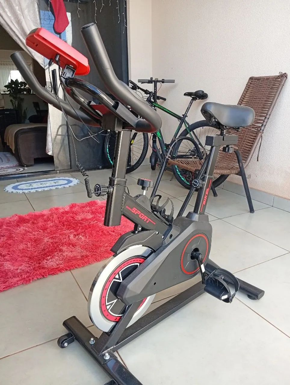 Bicicleta ergométrica nova 400 reais  - Foto 4