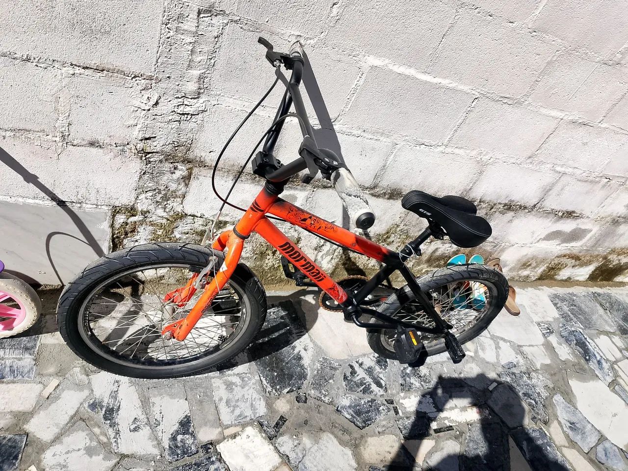 Vendo  bicicleta aro 20 para menino - Foto 2