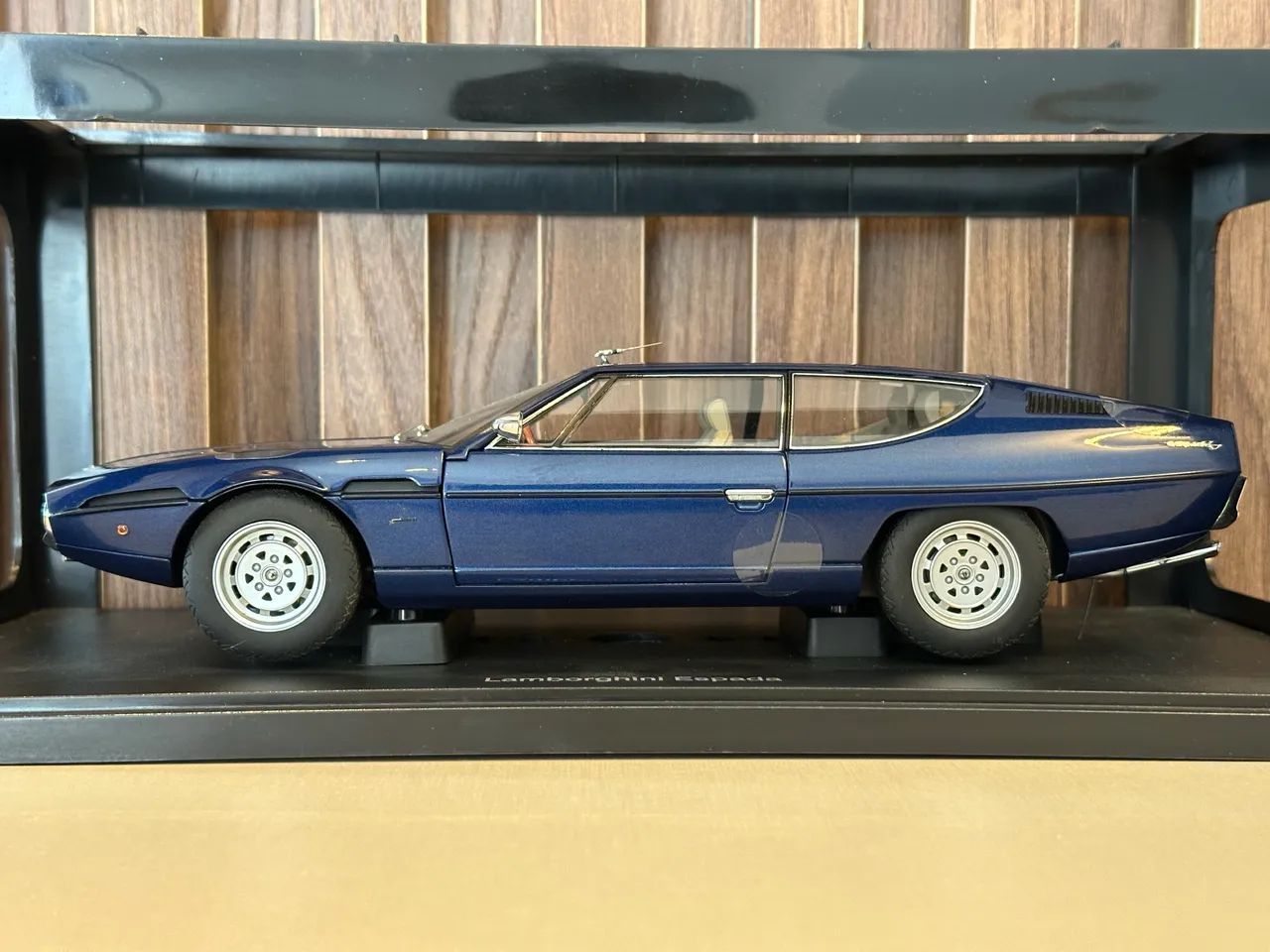 Miniatura Lamborghini Espada 1:18 AUTOart - Foto 2