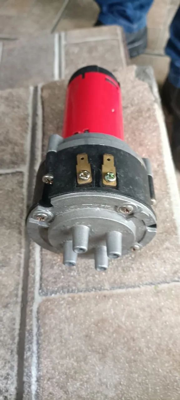 Compressor para buzina de carro ou barcos defeito 