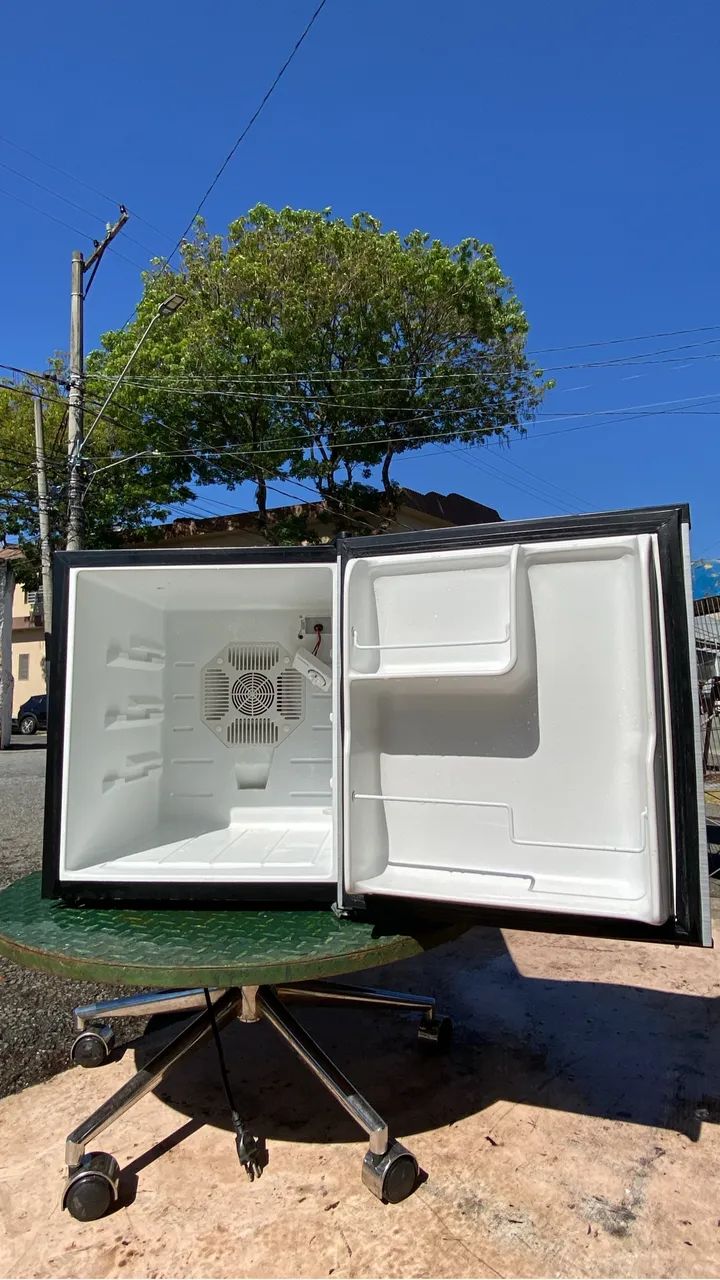 Frigobar para conserto 