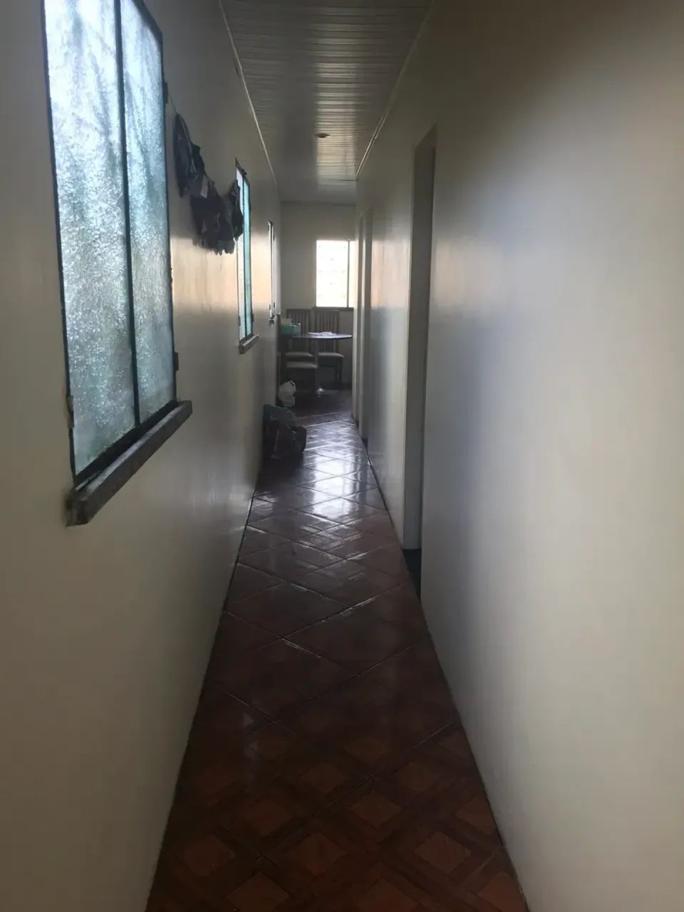 Casa de dois andares prox a Av Brasil!!! - Foto 3