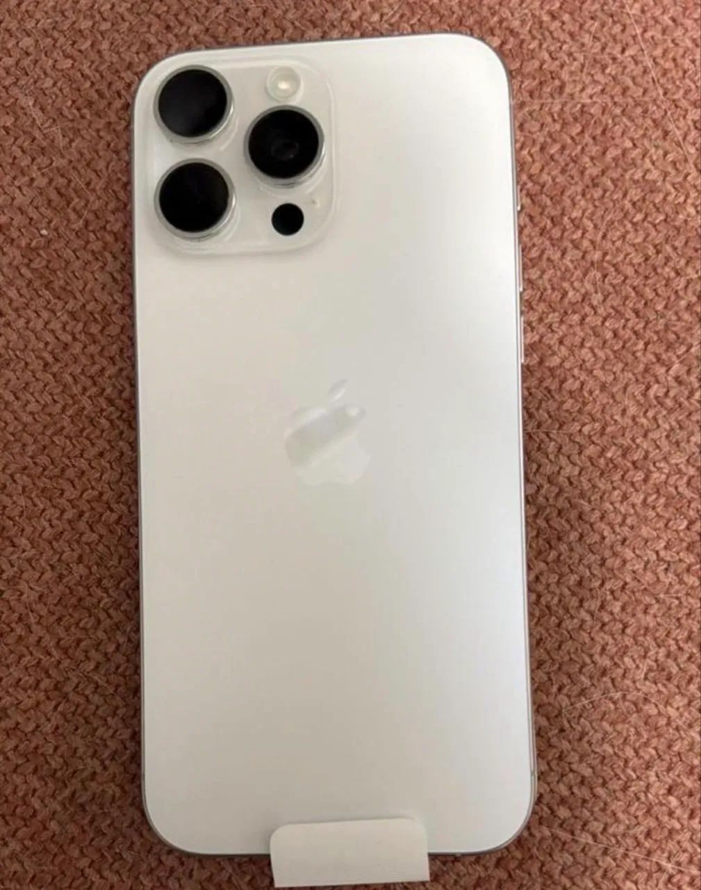Apple iPhone 16 Pro Max ホワイト 1TB 電池残量88％ iPhone 16 pro max - Celulares e Smartphones - Cachoeira, Araucária