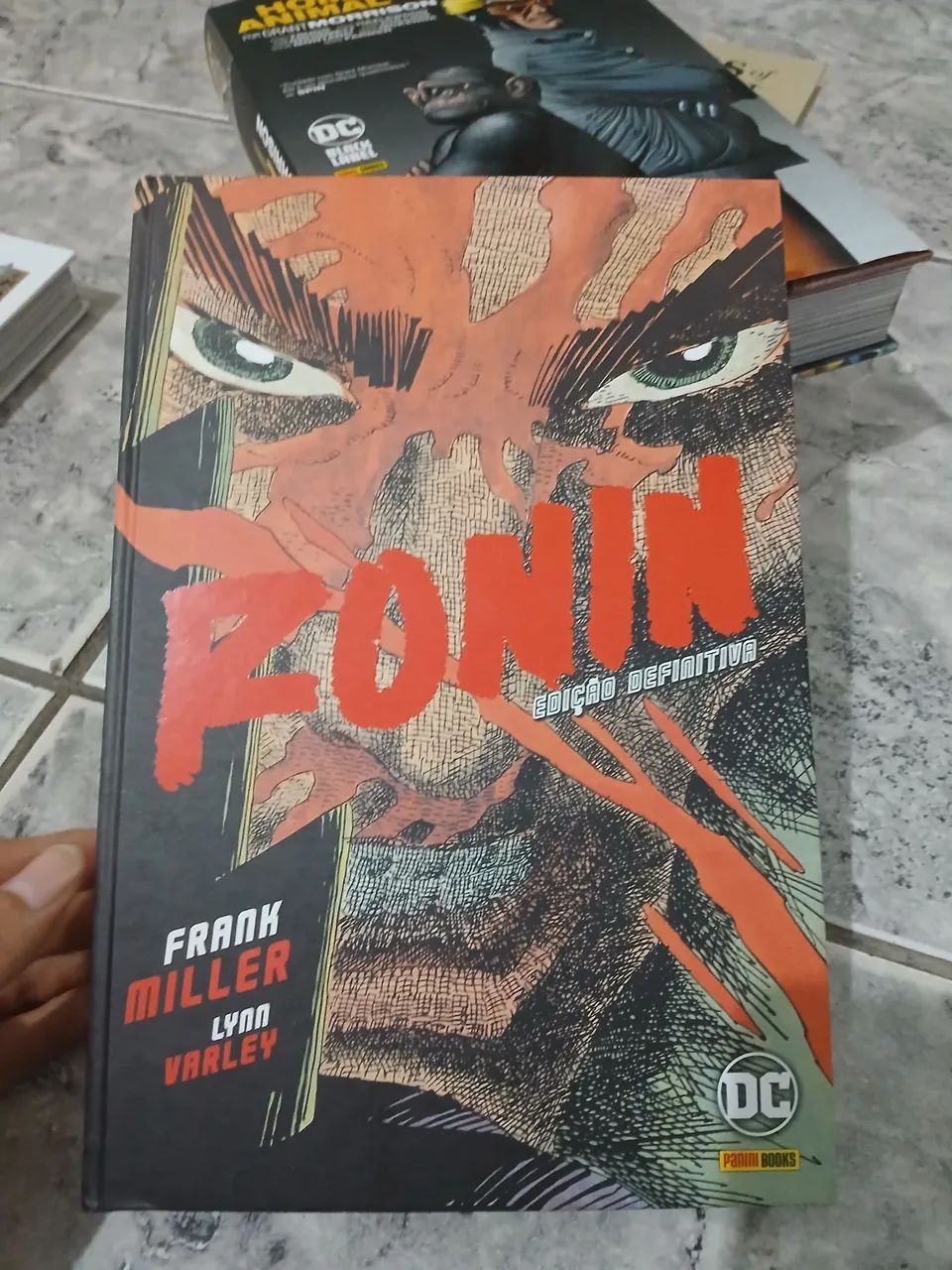 HQ - Ronin (Frank Miller)