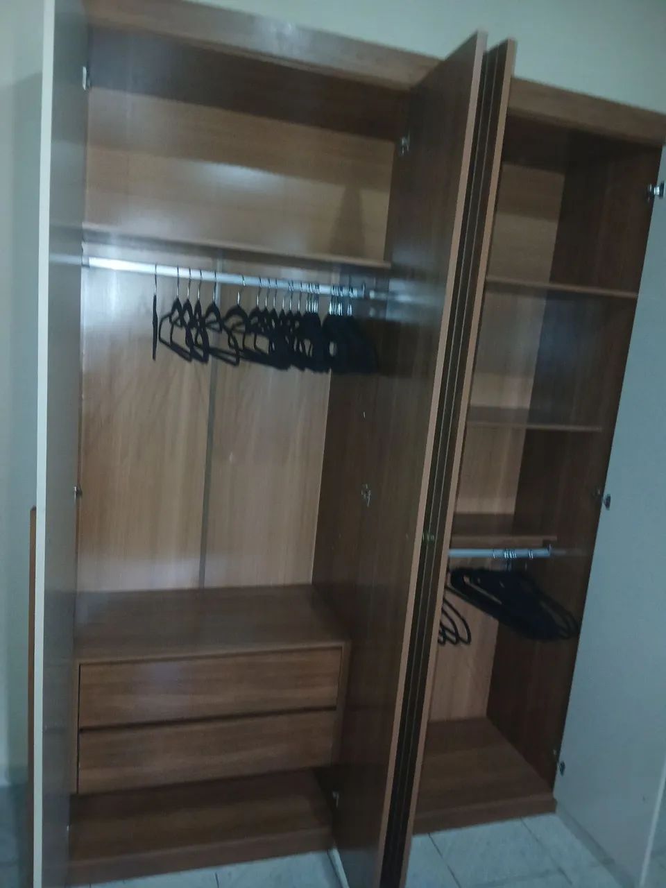 Guarda roupas novinho - Foto 4