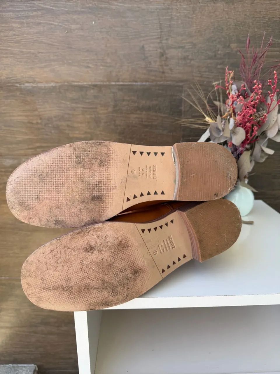 bota schutz cano alto caramelo 36 - Foto 3