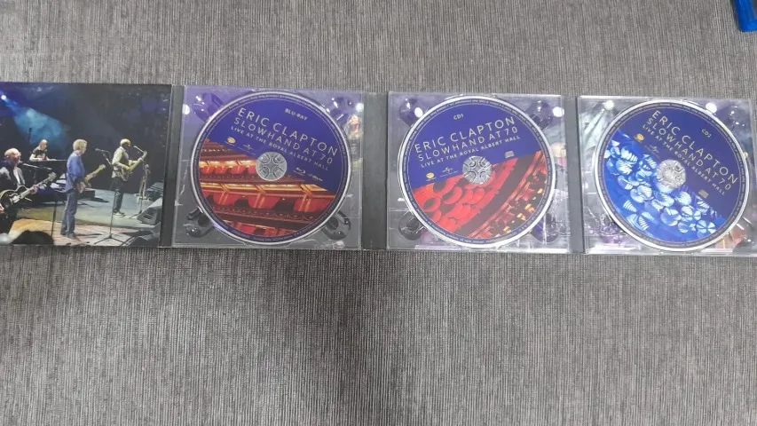 Box Bluray/Cd Eric Clapton - Slowhand at 70   - Importado -   - Foto 3