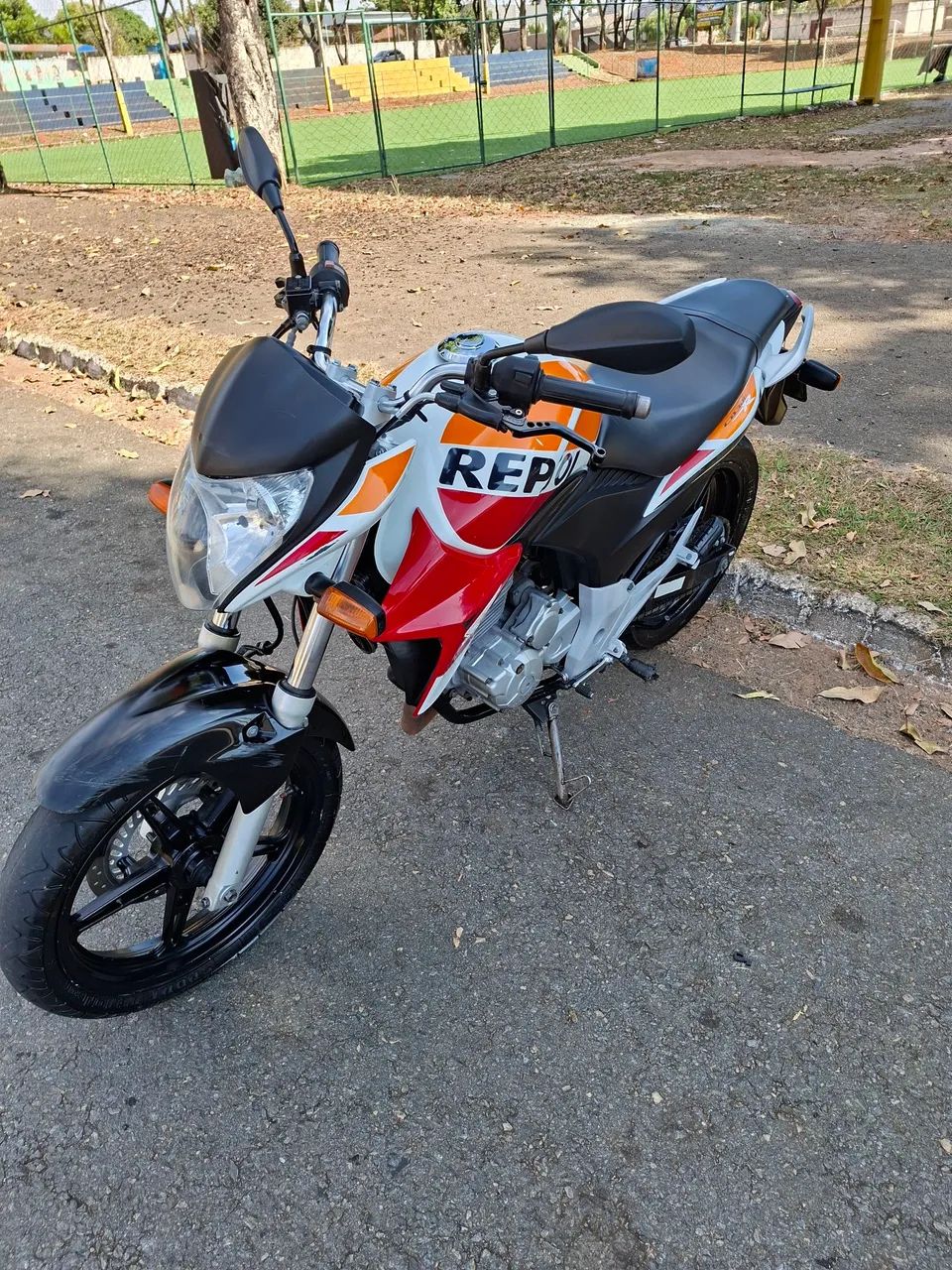 Cb300r repsol 2014  - Foto 2