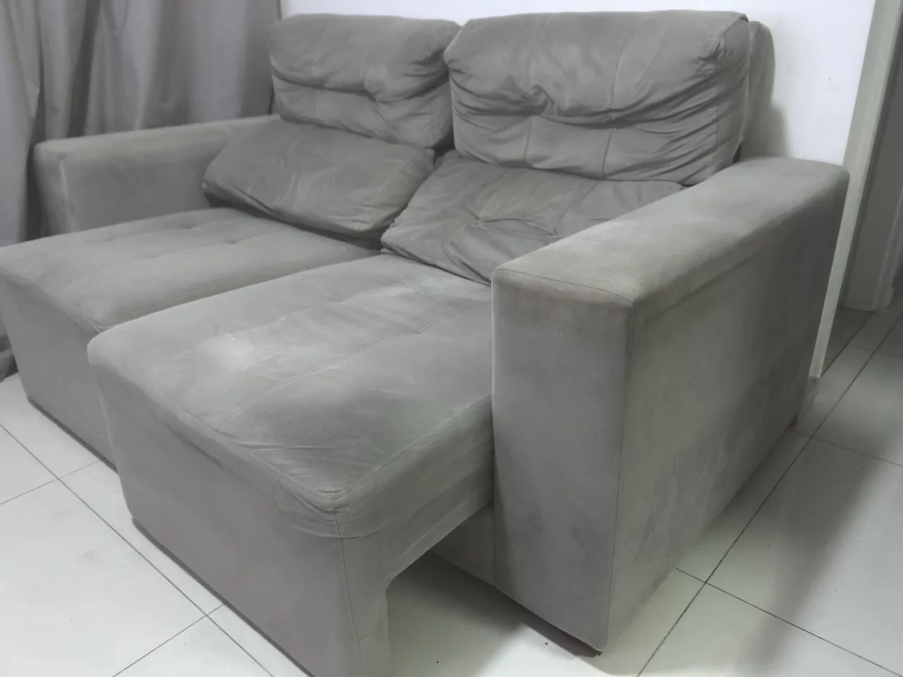 Sofá retrátil e reclinável- Jacauna  - Foto 4