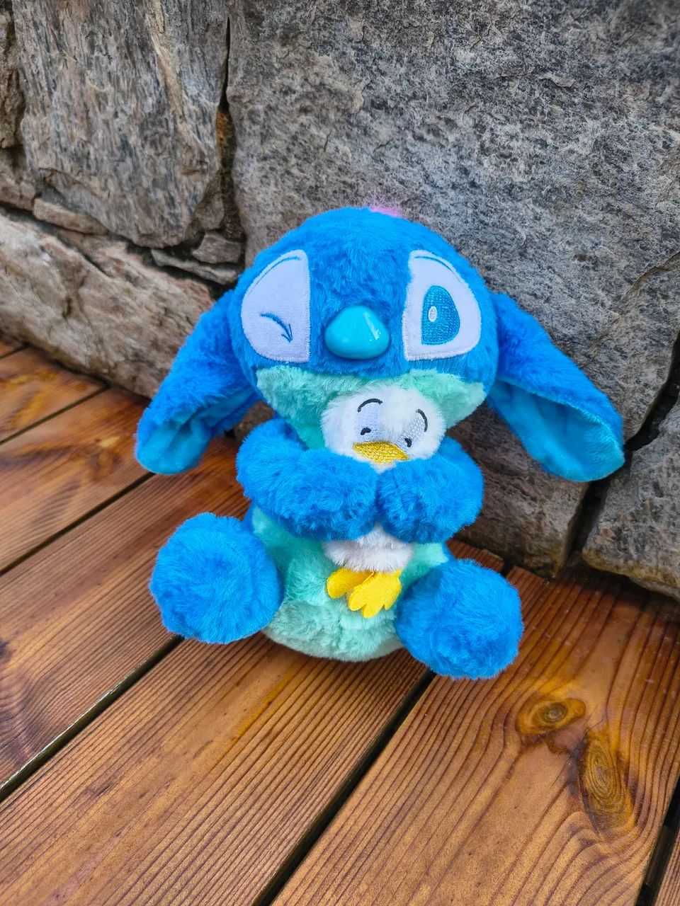 Stitch Patinho 25cm - Foto 4