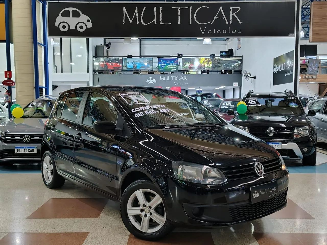 Volkswagen Fox 1.0 MI Total Flex 8V 5P 2014