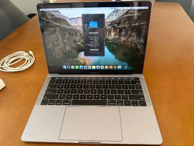 MacBook Pro 13 (2018) - TouchBar | Intel Core i5 | 8GB RAM | Excelente Estado + Brindes - Foto 2