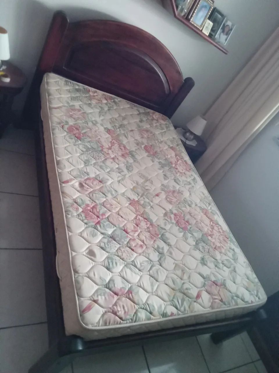 Cama de Viúva com colchão  - Foto 2