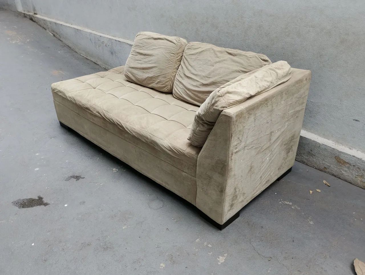 Sofá 3 lugares - Foto 2