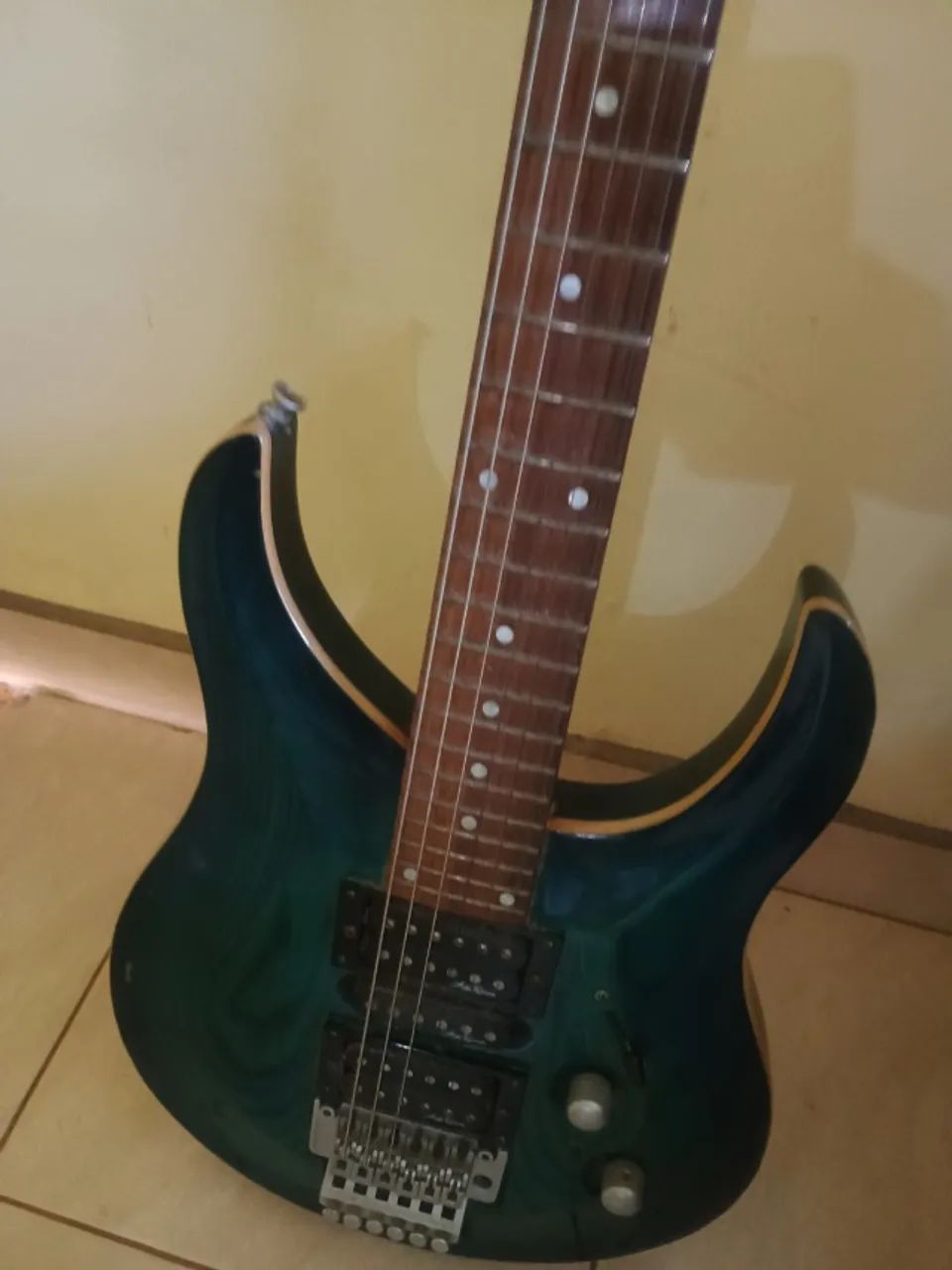 Guitarra rara - Foto 2