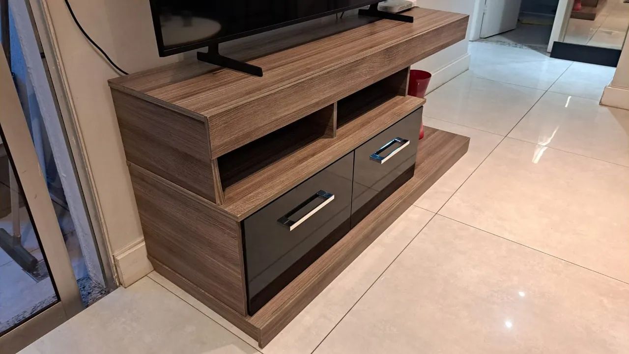 rack tv