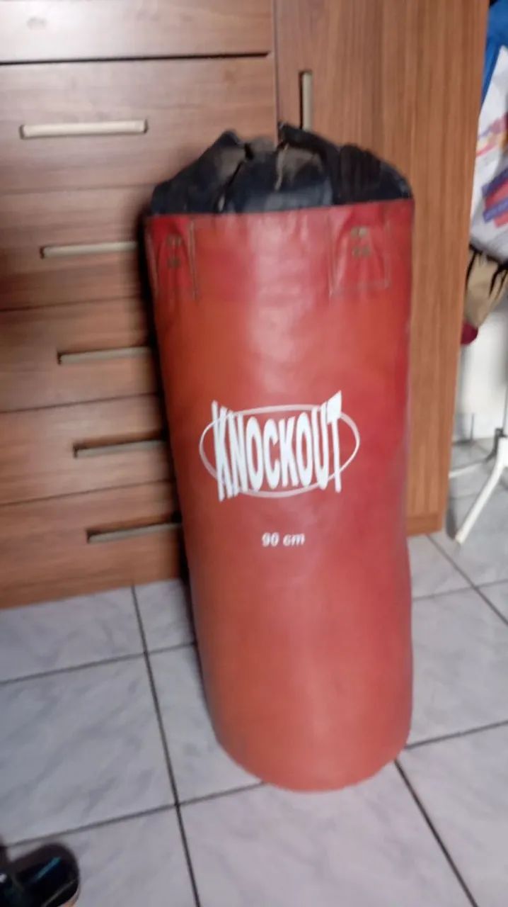 Saco de Pancada Knockout 90cm (Cheio) - Excelente Estado - Foto 2