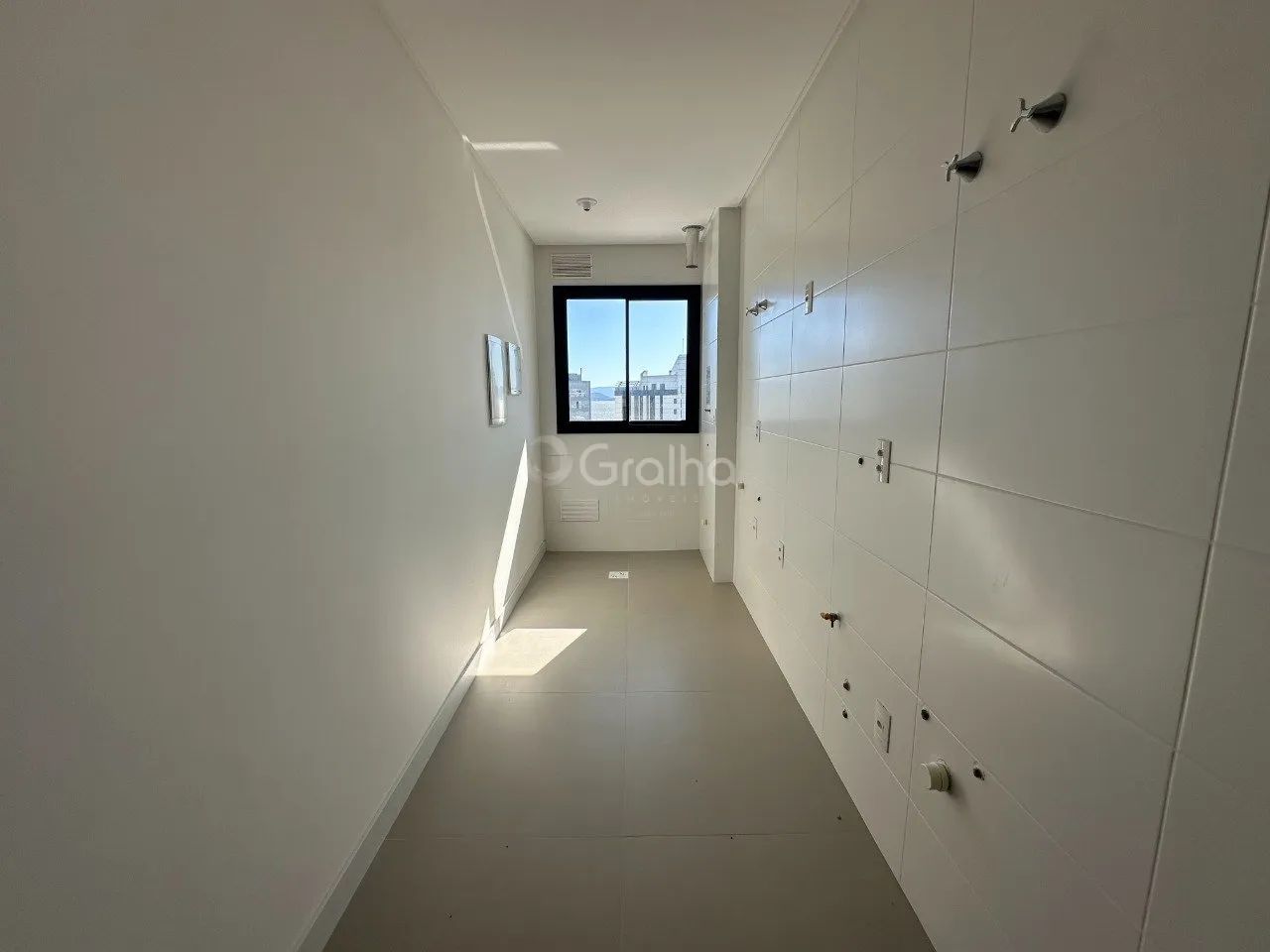 Apartamento de 70m² com 2 suítes na Agronômica - Foto 3