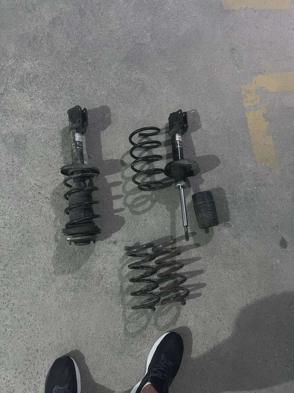Suspensão Celta/Corsa - Foto 3