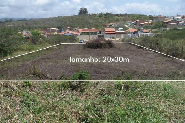 Lote plano, documentado, de 600 m², por apenas 40 mil, em Gravatá. Não aceita troca!