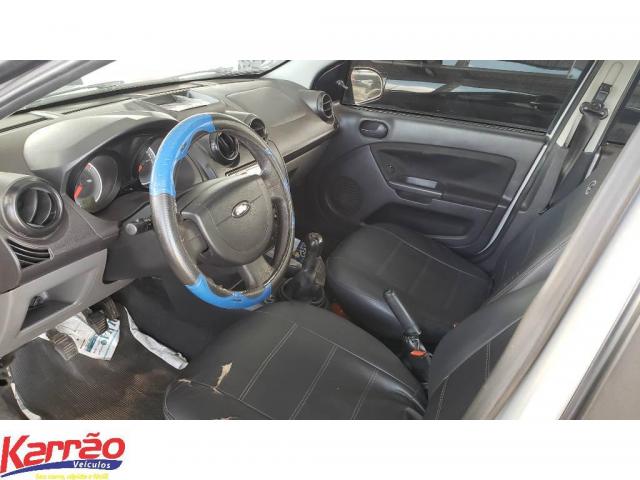 Ford Fiesta Sedan - Foto 3