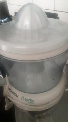 Espremedor e batedeira tudo 100 reais - Foto 4
