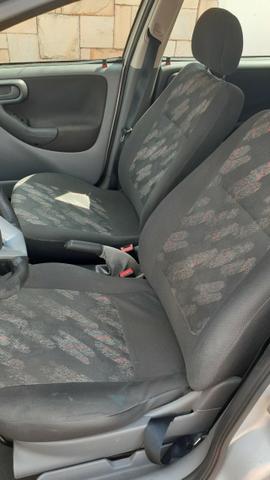 Corsa hatch 1.8 - Foto 3