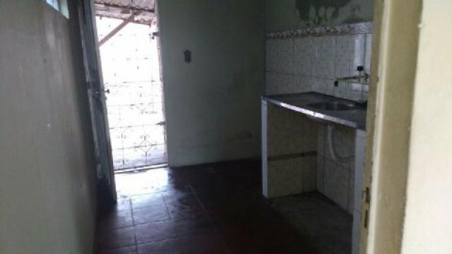 Alugo Casa no Conjunto manoa. Com 1 qt. Sala.coz..garagem e área de serviço. - Foto 5