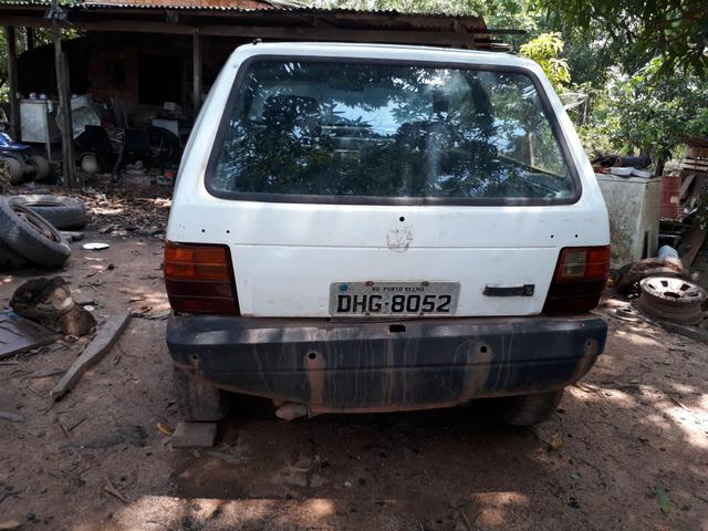 Vendo um carro só pega e anda - Foto 2