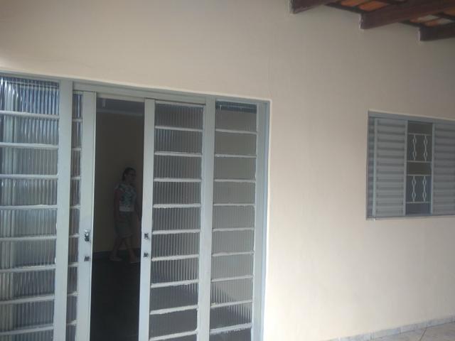 Kit Net com garagem, próximo ao shopping estação - Foto 2
