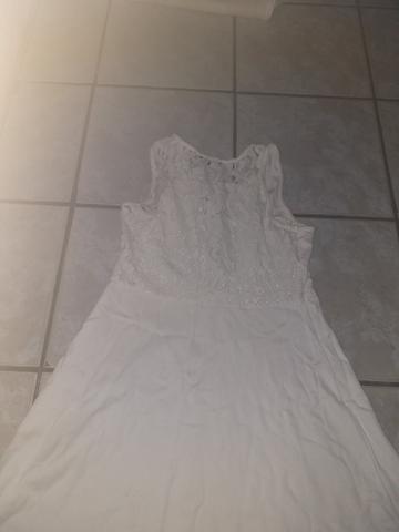 Vestido branco,costas de renda - Foto 2