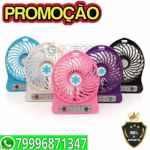 Mini ventilador portátil recarregável três velocidades e lanterna