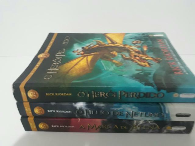 Livros usados - Foto 3