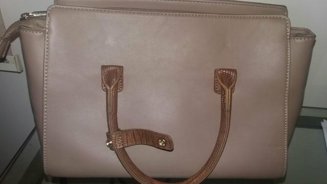 Bolsa de mão 40,00 passo no cartão crédito - Foto 4