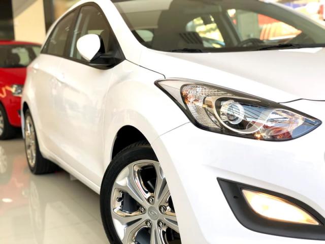 HYUNDAI I30 1.8 MPI 16V GASOLINA 4P AUTOMATICO