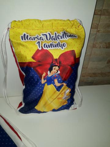 Mochilinhas personalizada 23X34 Lembrancinhas - Foto 4