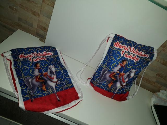 Mochilinhas personalizada 23X34 Lembrancinhas - Foto 6